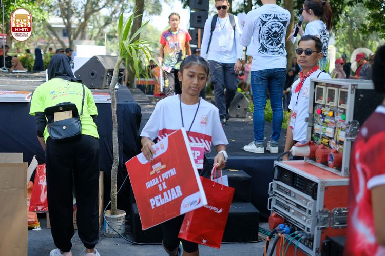 Race photo from Kediri Half Marathon 2024