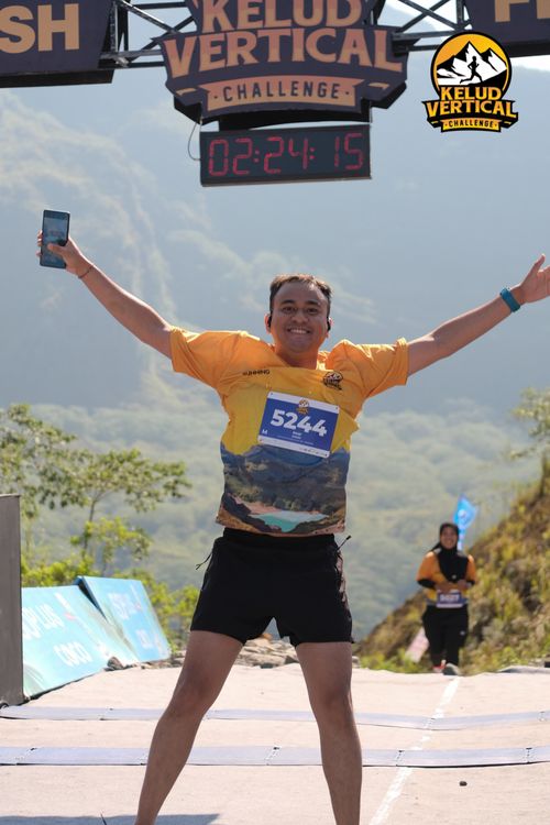 Race photo from Kelud Vertical Challenge 2024