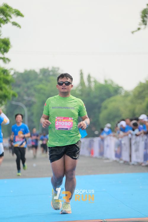 Race photo from Isoplus Run 2024 Surabaya