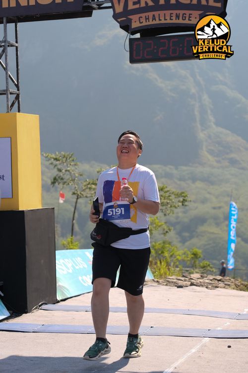 Race photo from Kelud Vertical Challenge 2024