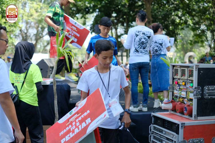 Race photo from Kediri Half Marathon 2024