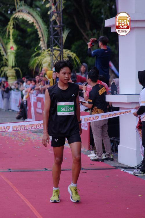 Race photo from Kediri Half Marathon 2025