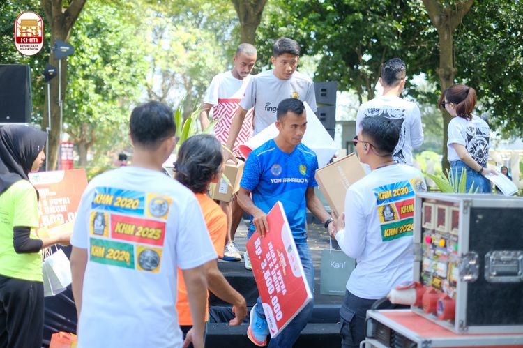 Race photo from Kediri Half Marathon 2024
