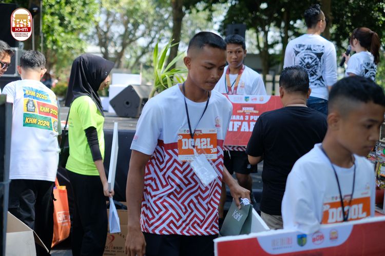 Race photo from Kediri Half Marathon 2024