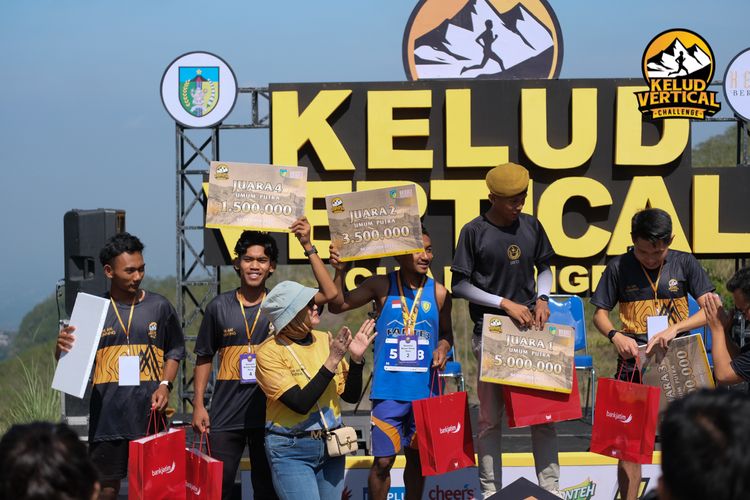 Race photo from Kelud Vertical Challenge 2024