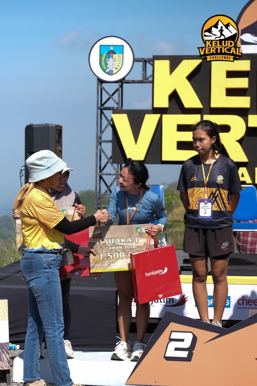 Race photo from Kelud Vertical Challenge 2024