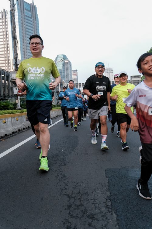 Race photo from NU SKIN RUNNING CLUB