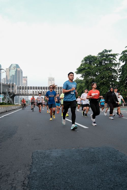 Race photo from NU SKIN RUNNING CLUB