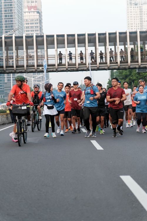 Race photo from NU SKIN RUNNING CLUB
