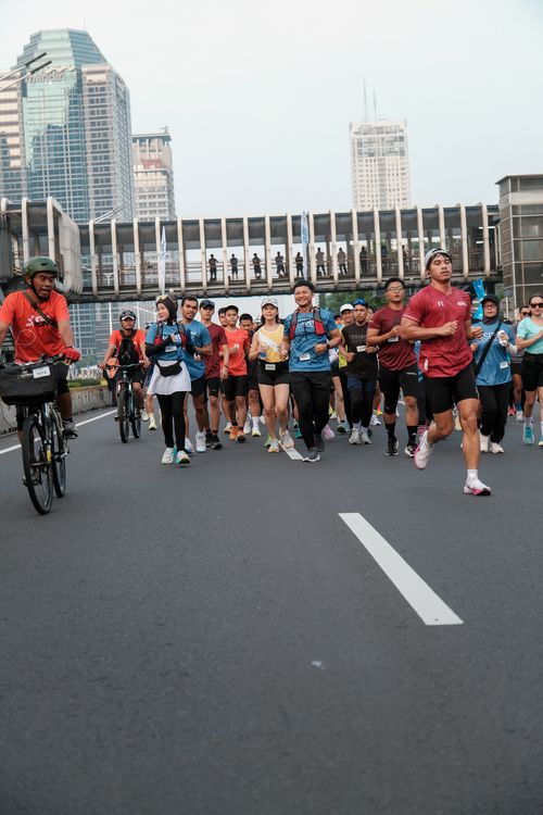 Race photo from NU SKIN RUNNING CLUB