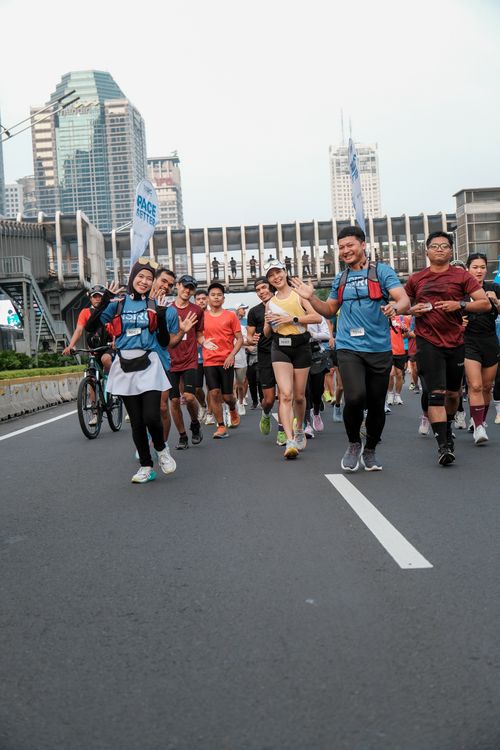 Race photo from NU SKIN RUNNING CLUB