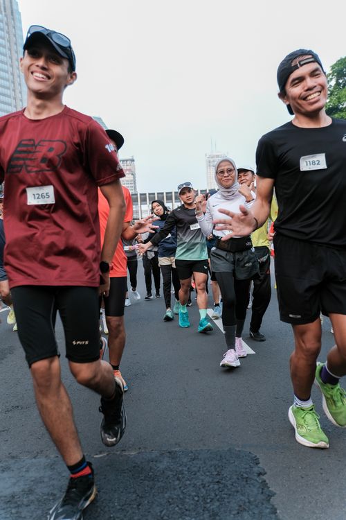 Race photo from NU SKIN RUNNING CLUB