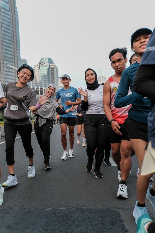 Race photo from NU SKIN RUNNING CLUB