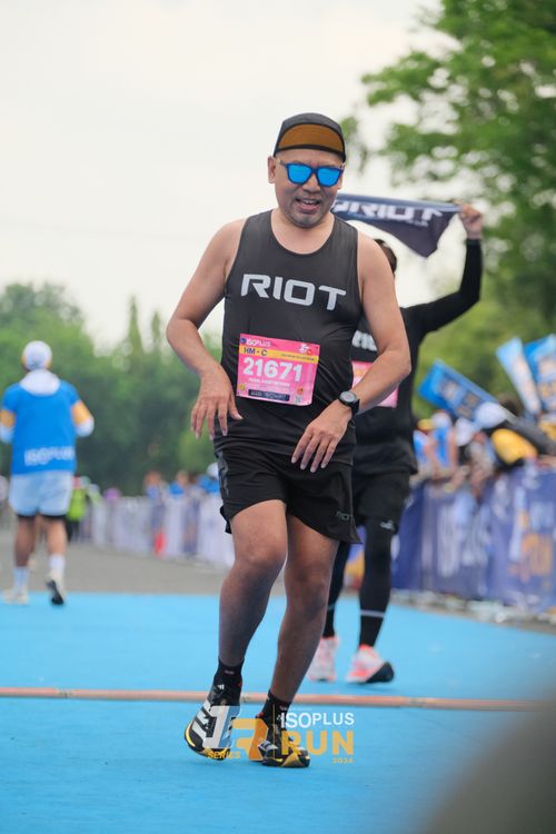 Race photo from Isoplus Run 2024 Surabaya