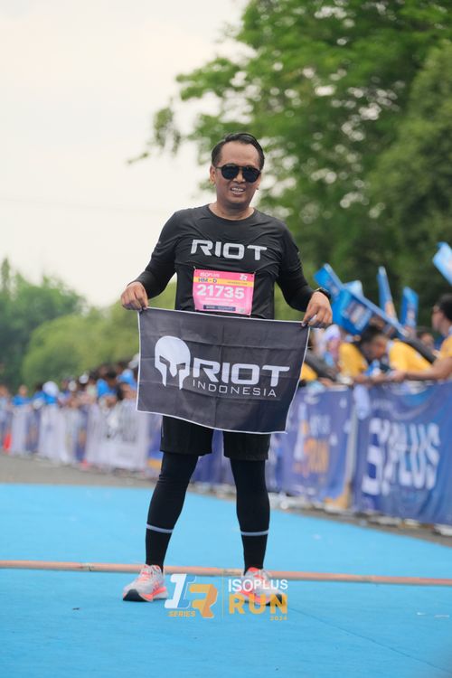 Race photo from Isoplus Run 2024 Surabaya