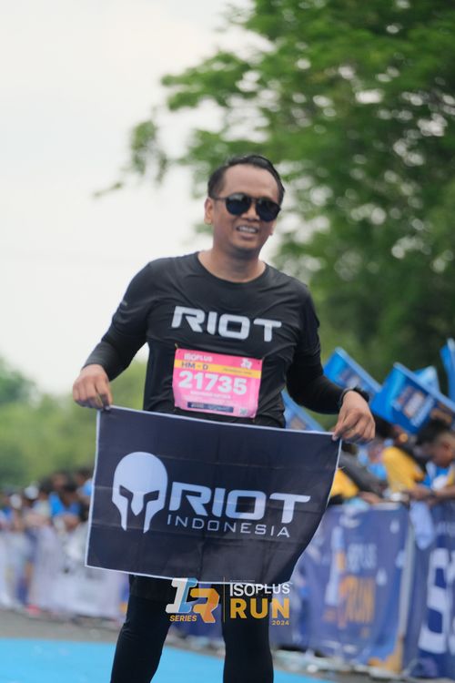 Race photo from Isoplus Run 2024 Surabaya