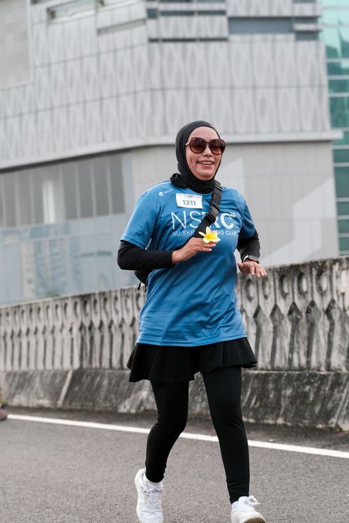 Race photo from NU SKIN RUNNING CLUB