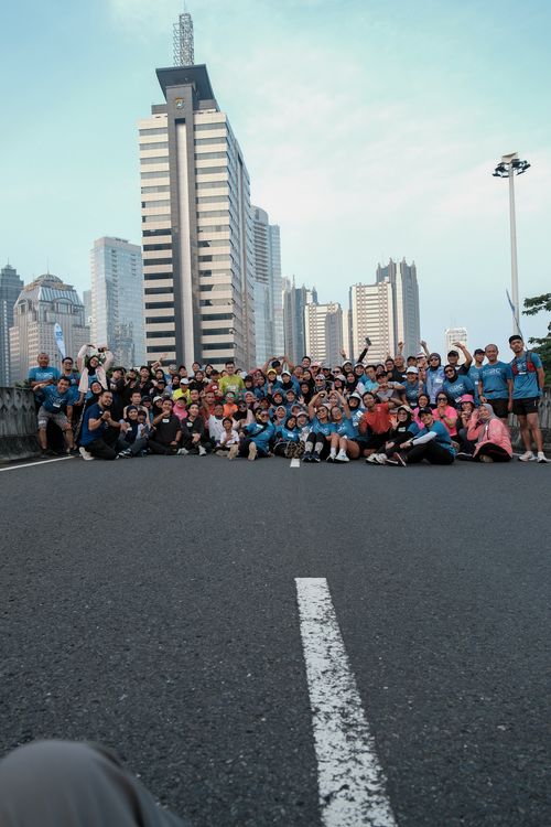 Race photo from NU SKIN RUNNING CLUB