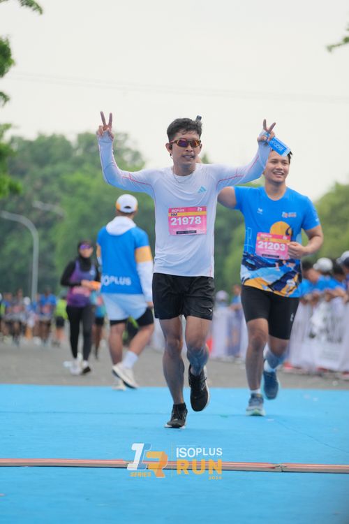 Race photo from Isoplus Run 2024 Surabaya