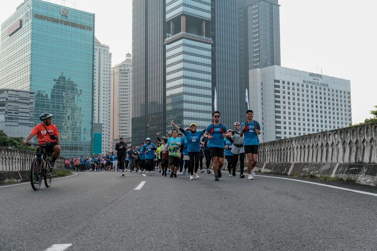 Race photo from NU SKIN RUNNING CLUB