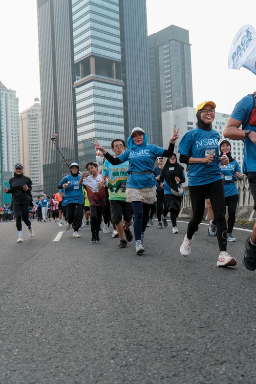 Race photo from NU SKIN RUNNING CLUB