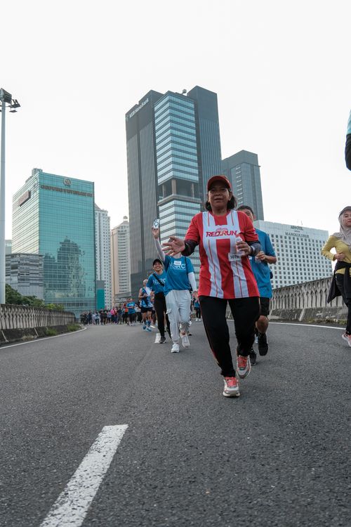 Race photo from NU SKIN RUNNING CLUB