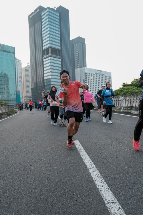 Race photo from NU SKIN RUNNING CLUB