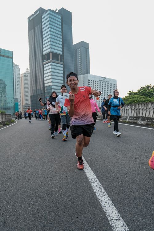 Race photo from NU SKIN RUNNING CLUB