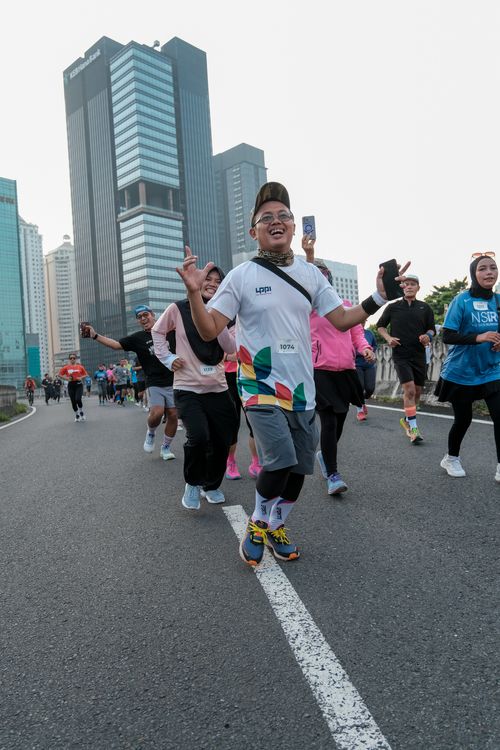 Race photo from NU SKIN RUNNING CLUB