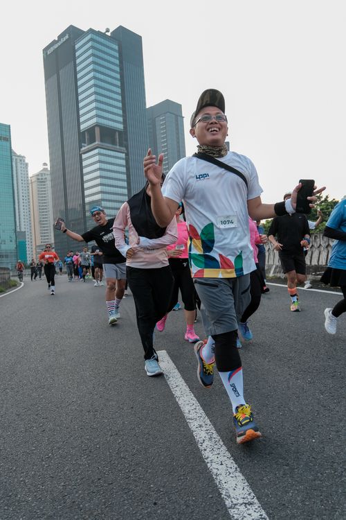 Race photo from NU SKIN RUNNING CLUB