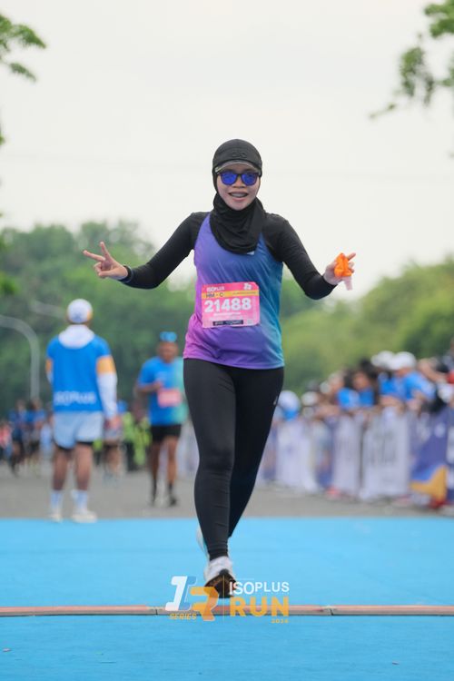 Race photo from Isoplus Run 2024 Surabaya