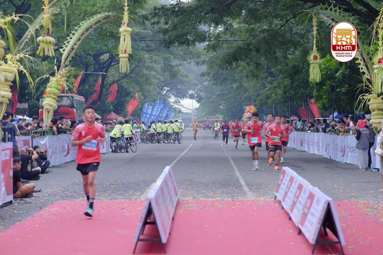 Race photo from Kediri Half Marathon 2025