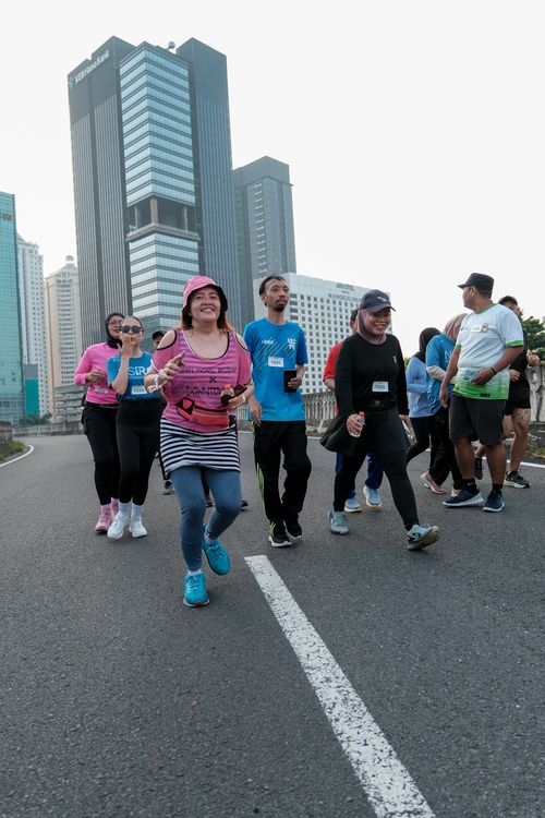 Race photo from NU SKIN RUNNING CLUB
