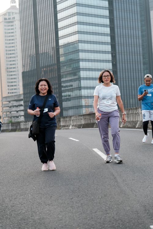 Race photo from NU SKIN RUNNING CLUB