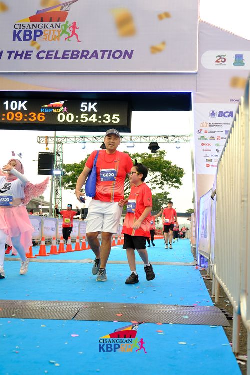Race photo from CISANGKAN KBP CITY RUN 2025