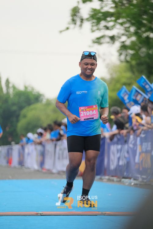 Race photo from Isoplus Run 2024 Surabaya