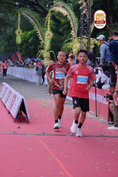 Race photo from Kediri Half Marathon 2025