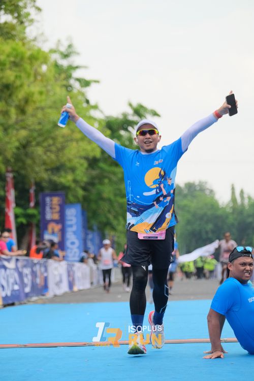 Race photo from Isoplus Run 2024 Surabaya