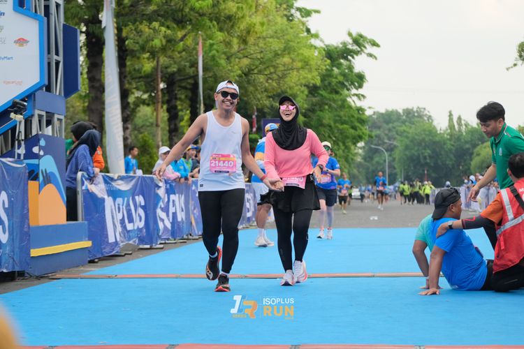 Race photo from Isoplus Run 2024 Surabaya
