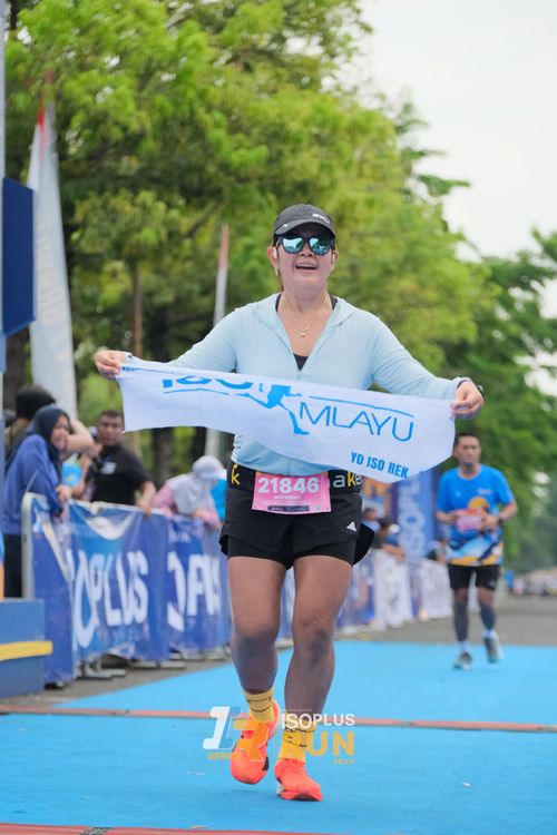 Race photo from Isoplus Run 2024 Surabaya
