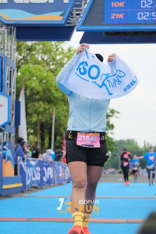 Race photo from Isoplus Run 2024 Surabaya