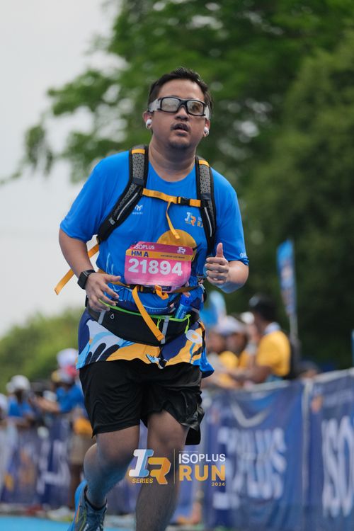 Race photo from Isoplus Run 2024 Surabaya