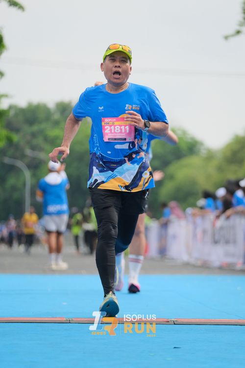 Race photo from Isoplus Run 2024 Surabaya
