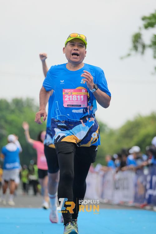 Race photo from Isoplus Run 2024 Surabaya