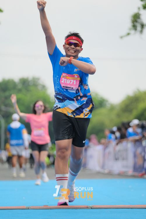 Race photo from Isoplus Run 2024 Surabaya