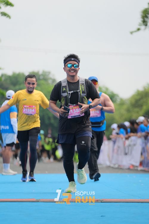 Race photo from Isoplus Run 2024 Surabaya