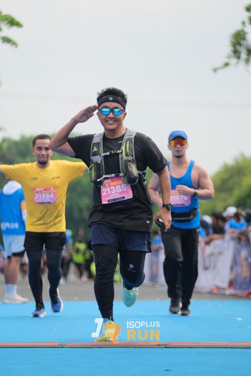 Race photo from Isoplus Run 2024 Surabaya