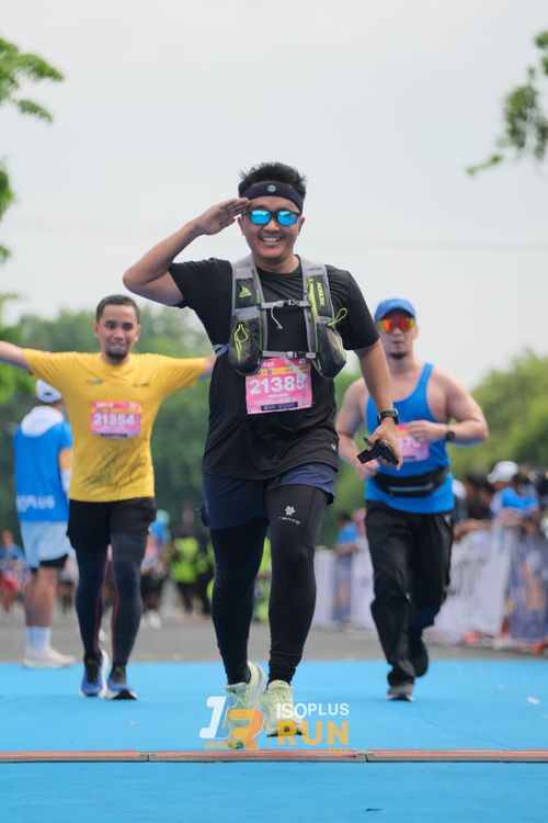 Race photo from Isoplus Run 2024 Surabaya