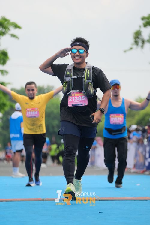 Race photo from Isoplus Run 2024 Surabaya