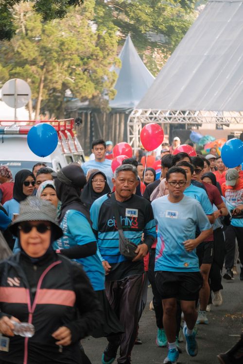Race photo from Running 5 K
